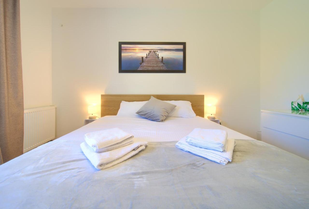 Tramonto Apartment Кърк Екстериор снимка